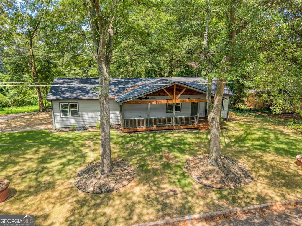 2205 Stockbridge DR