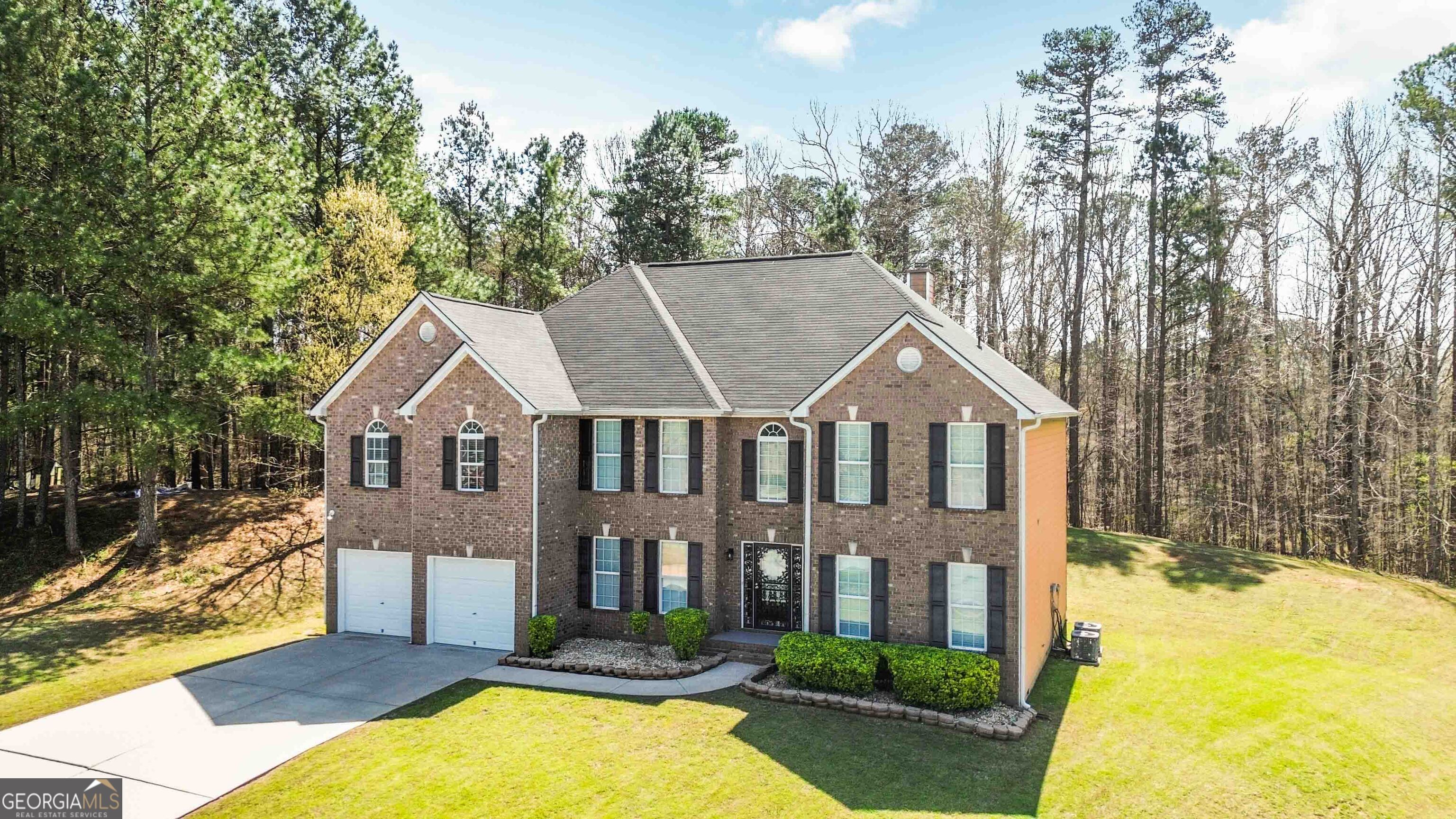 10224 HEMLOCK WAY