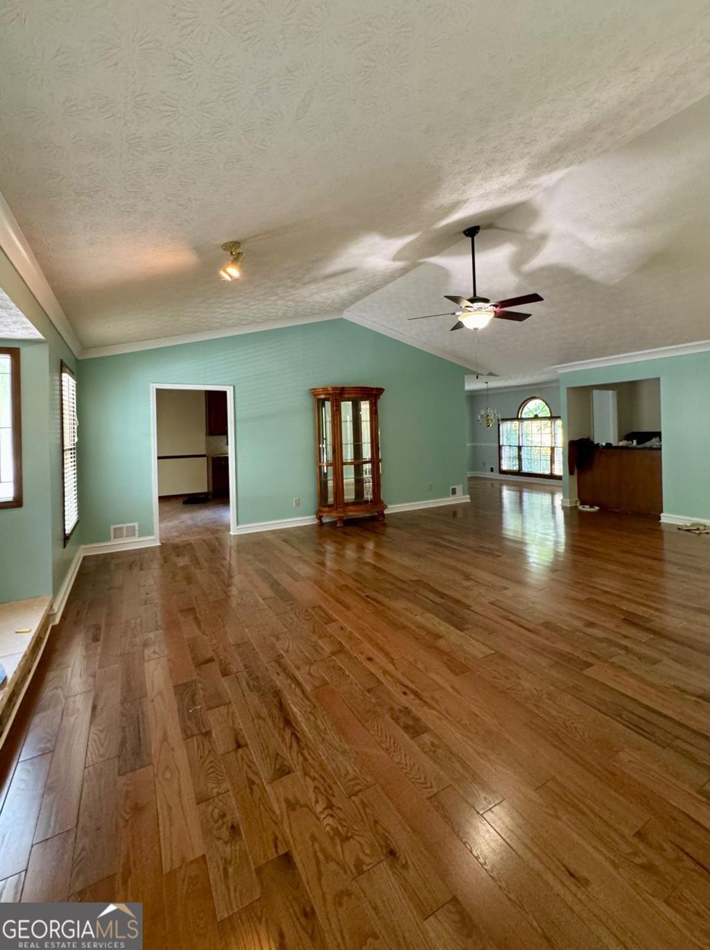 Photo of 910 Thousand Oaks Drive, Lawrenceville, GA 30043 (MLS # 10741280)