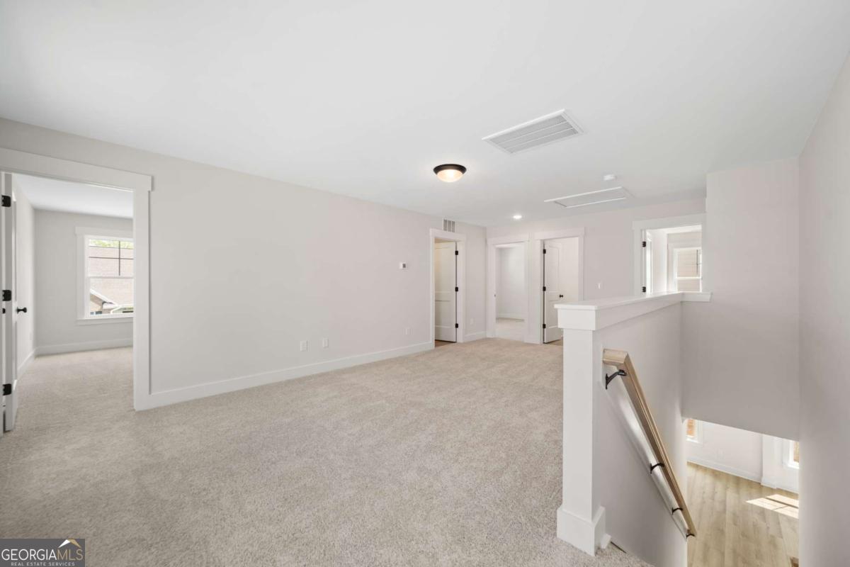 Marble Tree - Residential