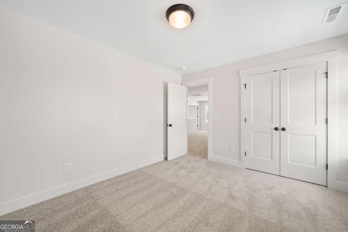 Marble Tree - Residential