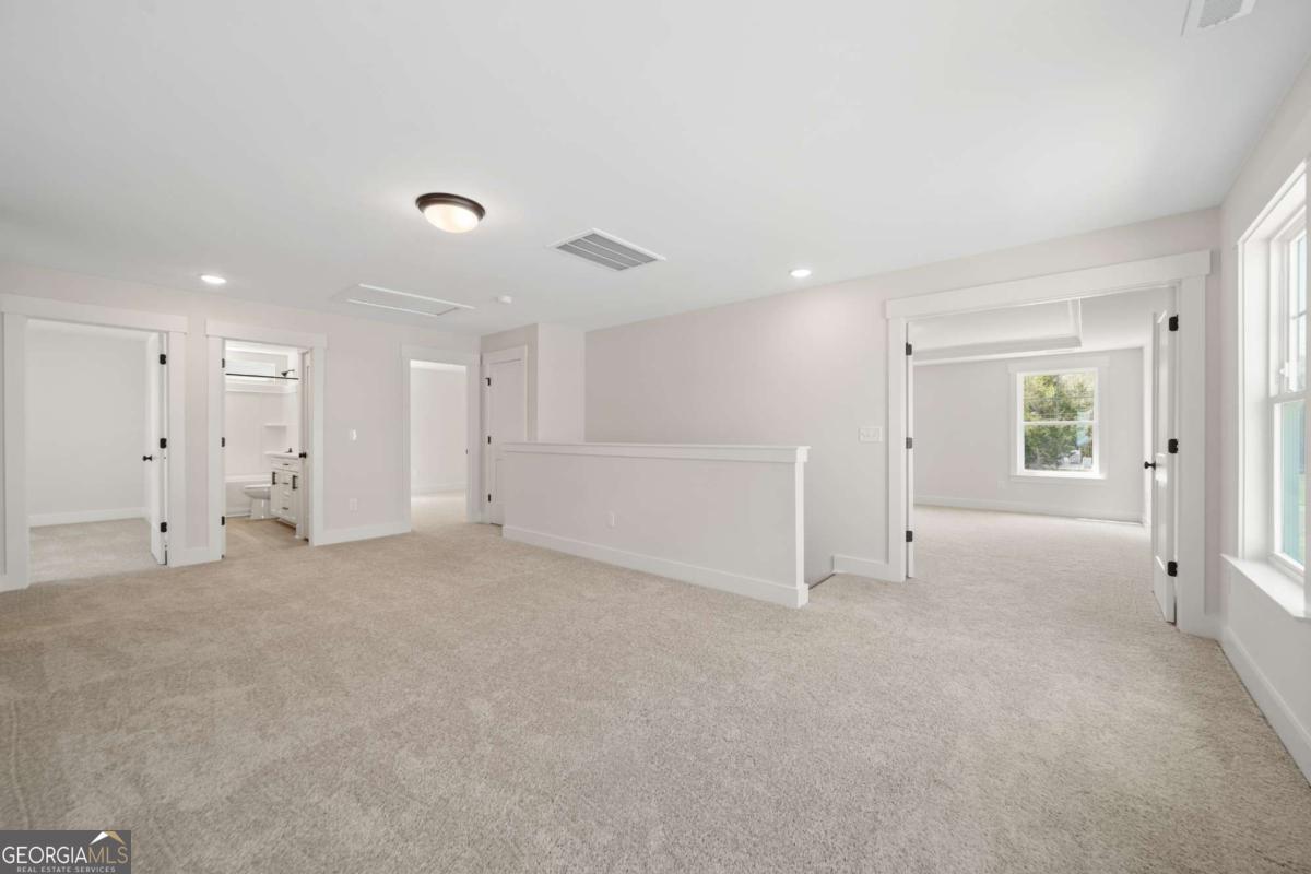 Marble Tree - Residential