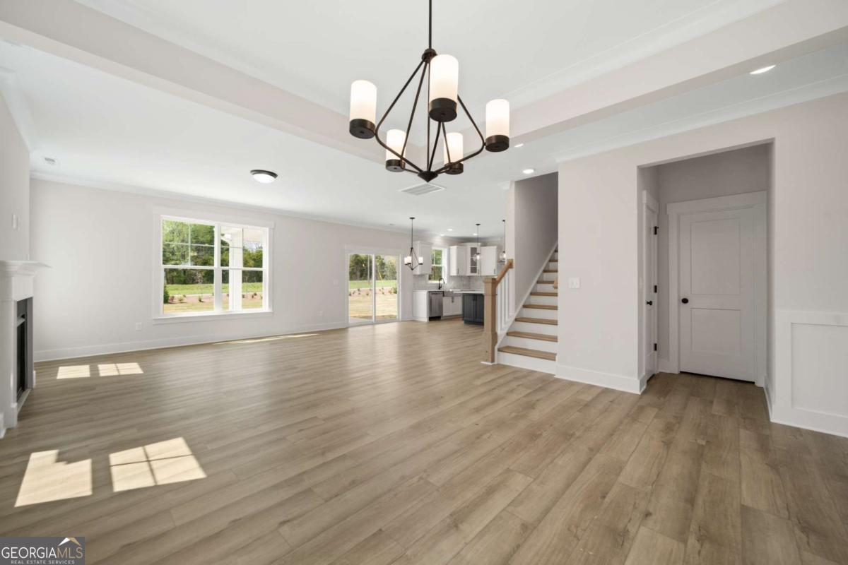 Marble Tree - Residential