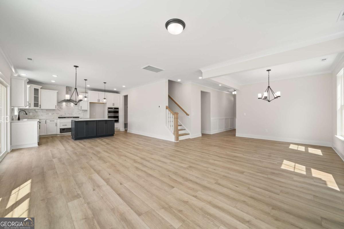 Marble Tree - Residential