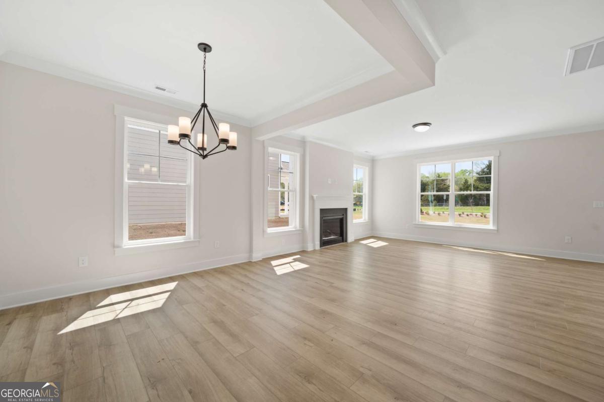 Marble Tree - Residential