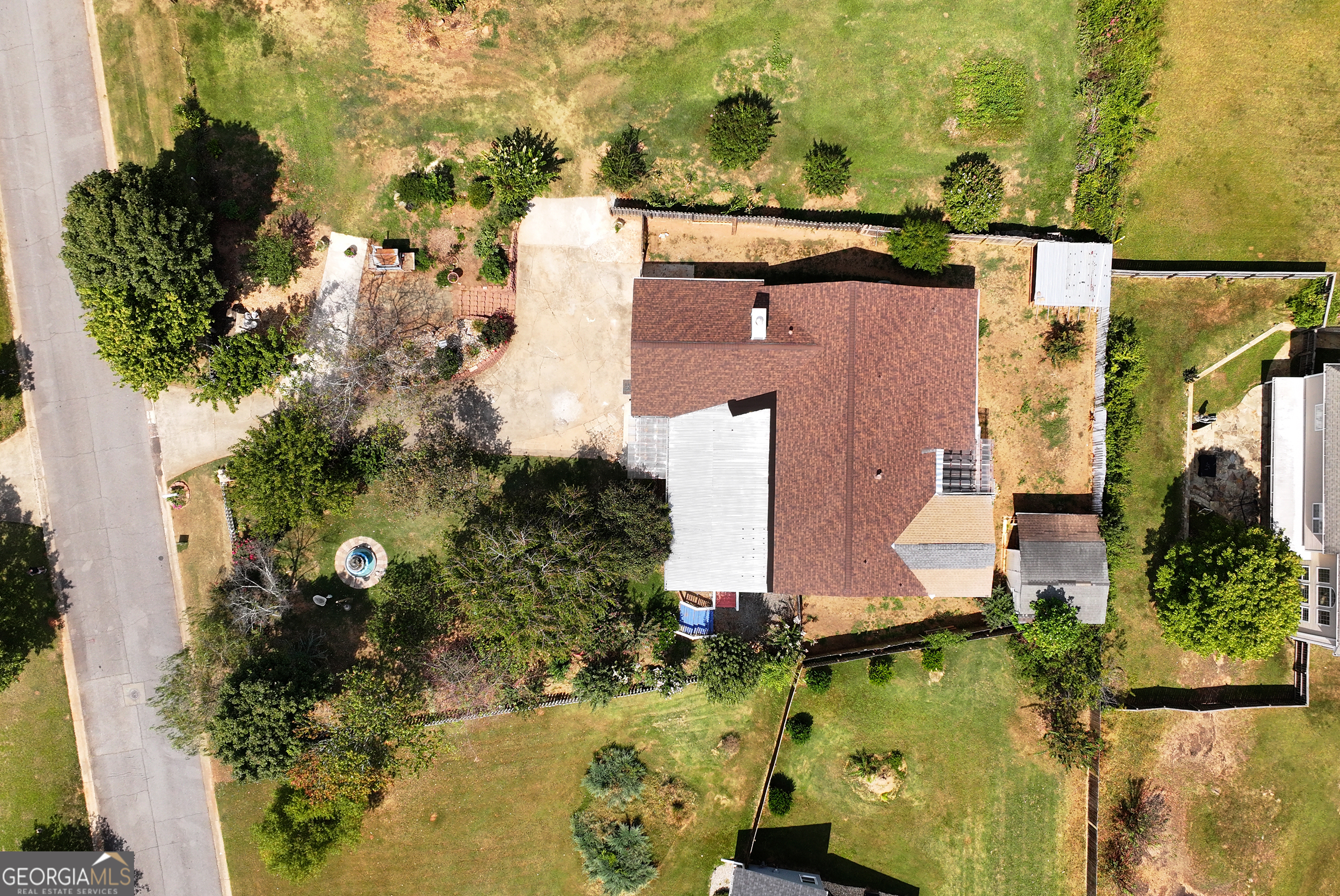 1702 JOHNSTON TRL NW