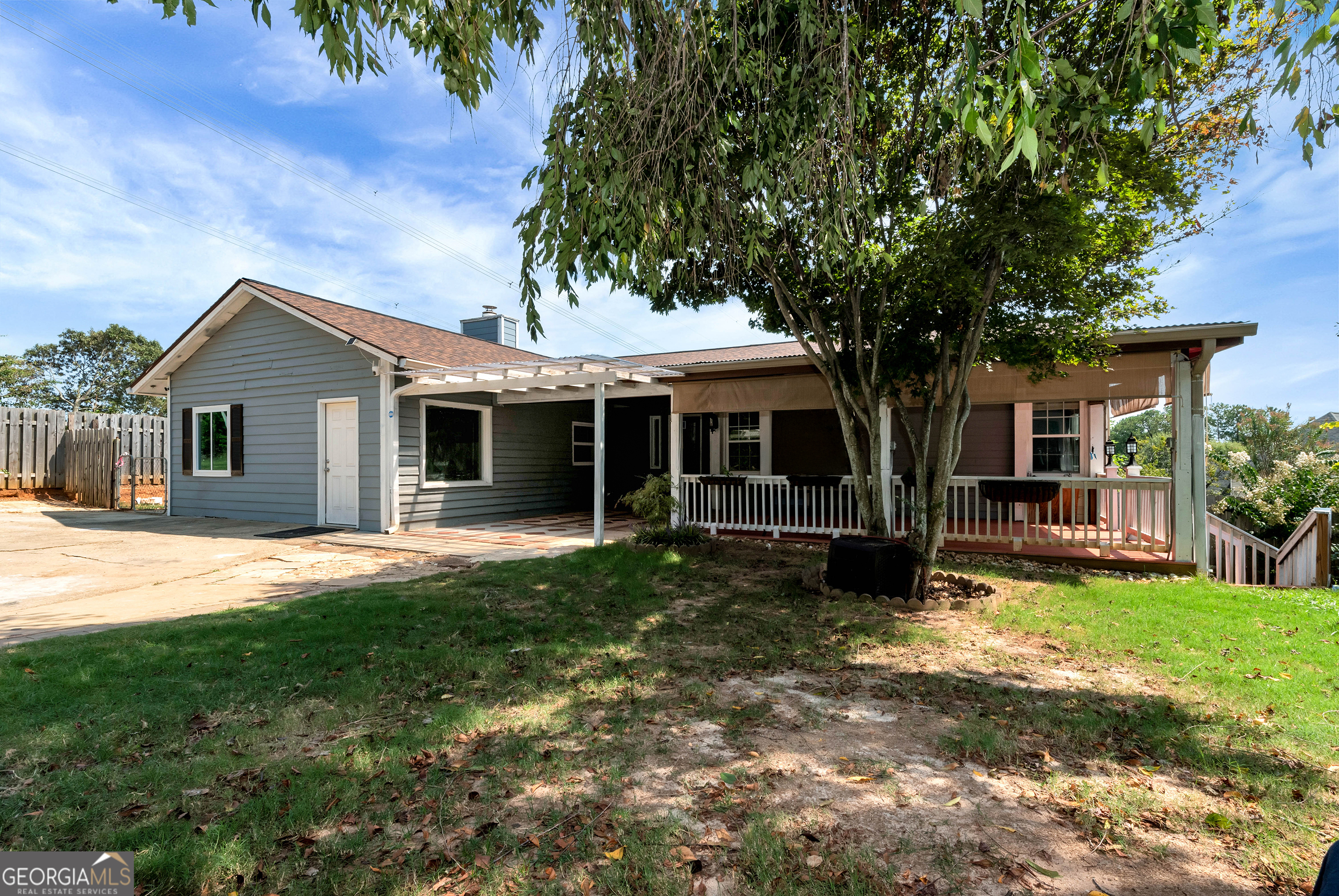 1702 JOHNSTON TRL NW