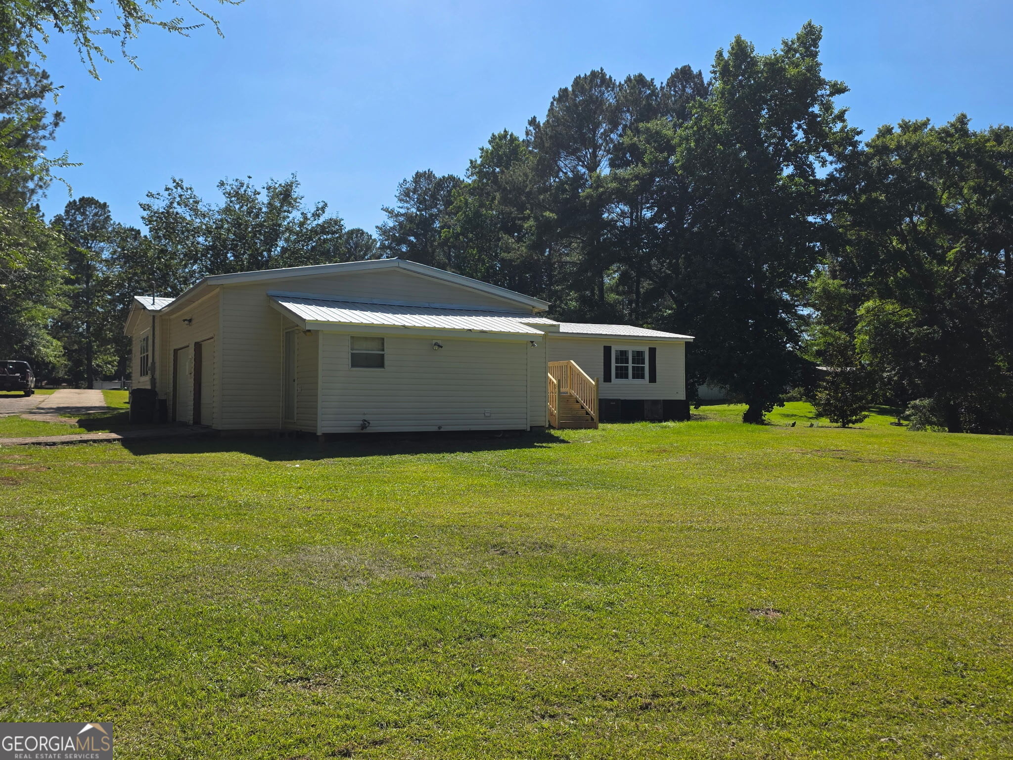 120 Loblolly DR