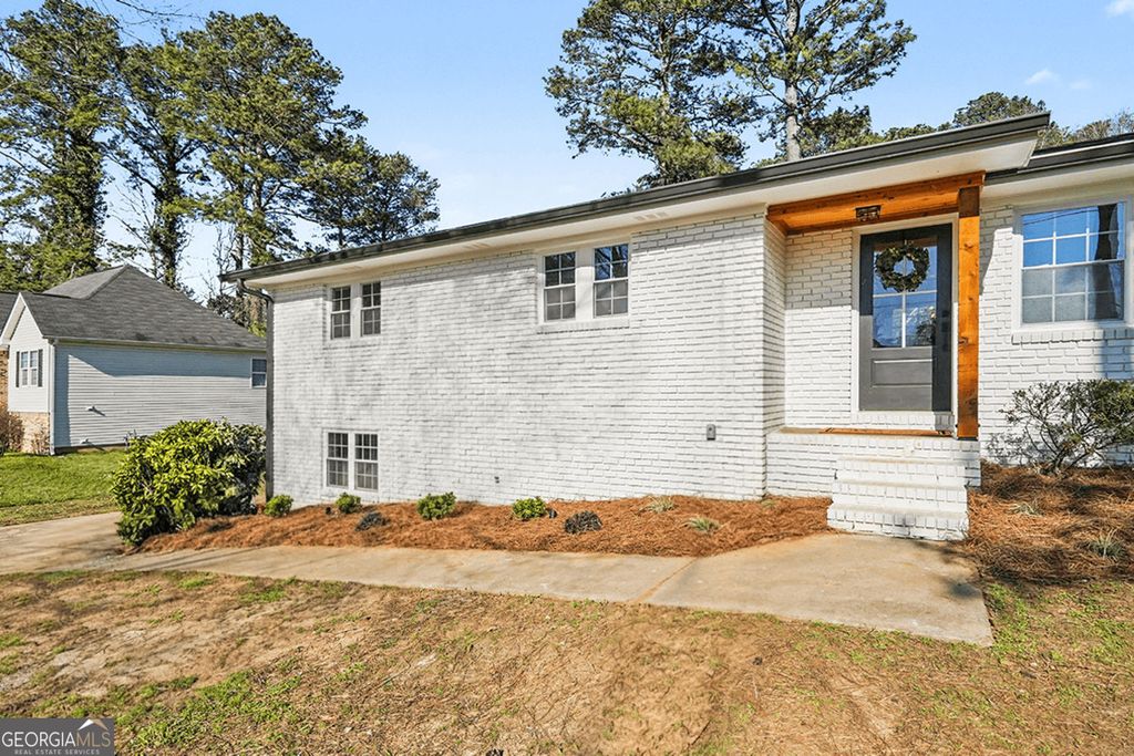 Photo of 3680 Bells Ferry Road NW, Kennesaw, GA 30144 (MLS # 10710683)