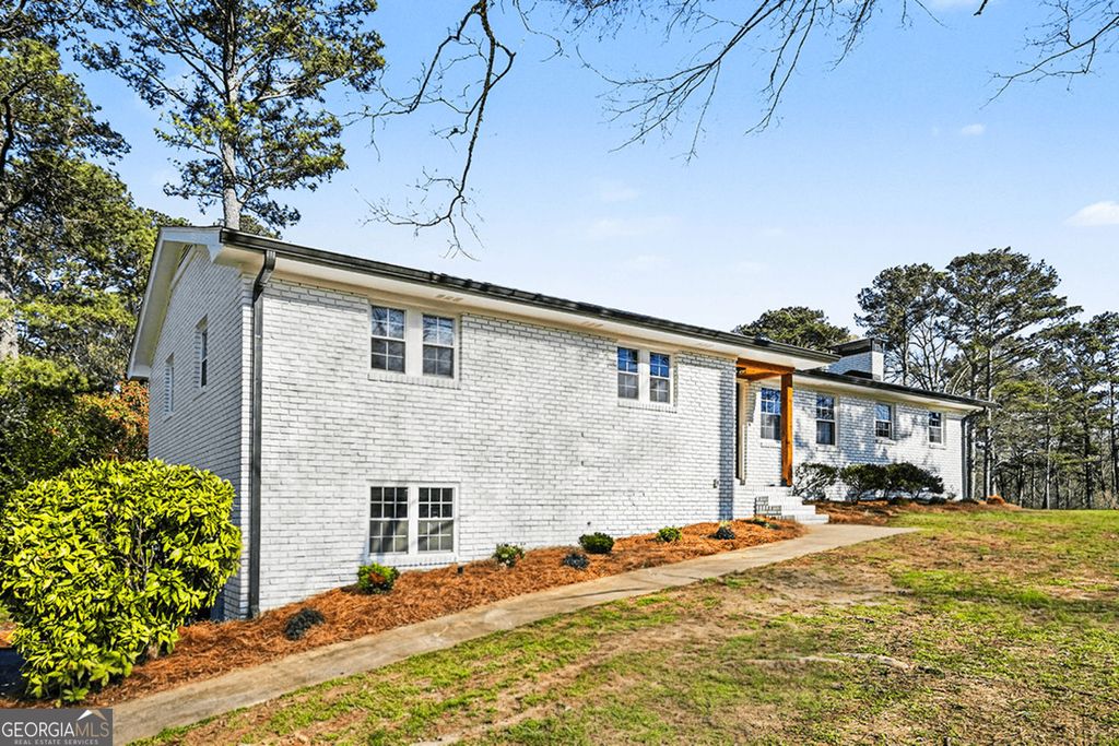 Photo of 3680 Bells Ferry Road NW, Kennesaw, GA 30144 (MLS # 10710683)