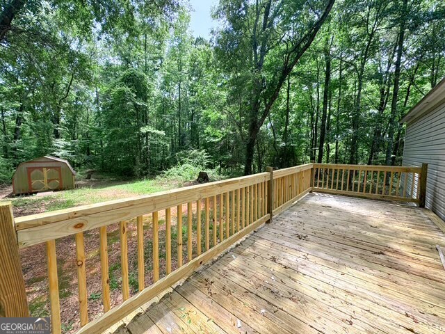 140 Holiday RD
