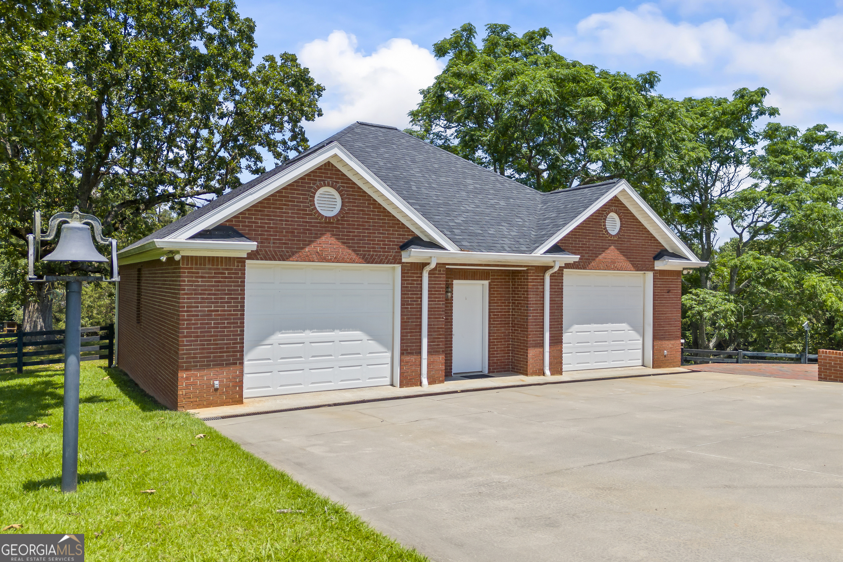 152 Lace Field LN