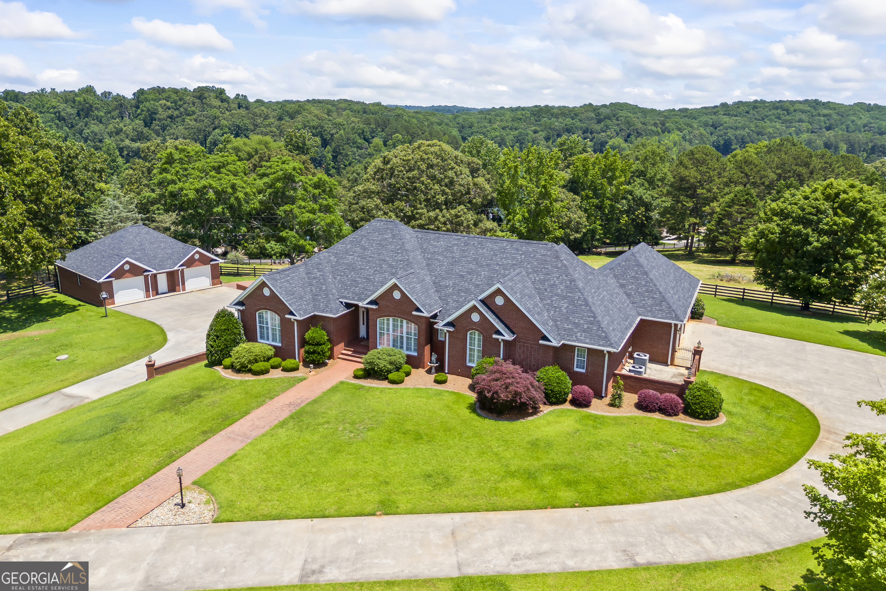 152 Lace Field LN