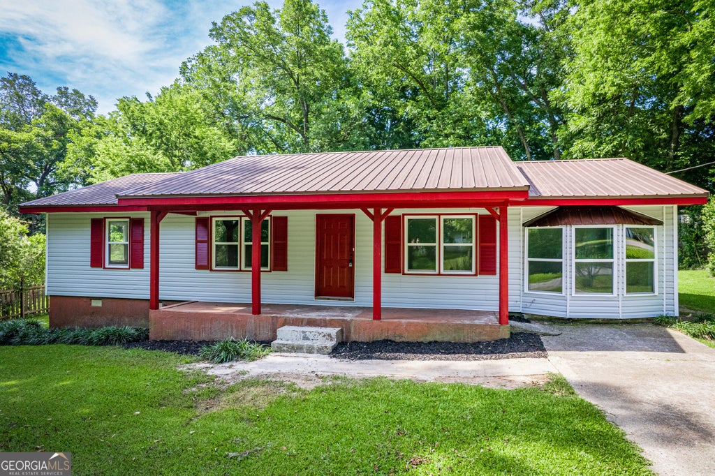 Photo of 214 Oak Ridge Drive, Byron, GA 31008 (MLS # 10780201)