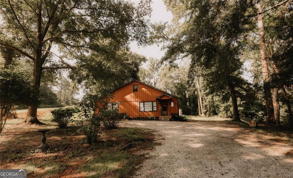 218 E East Bonacre RD