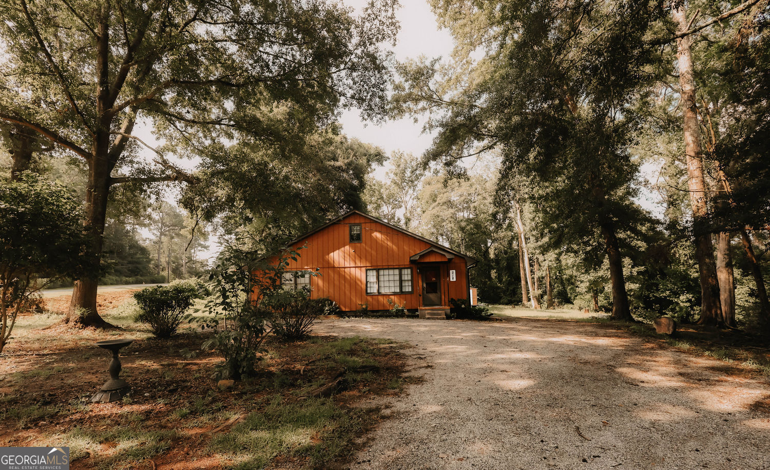 218 E East Bonacre RD