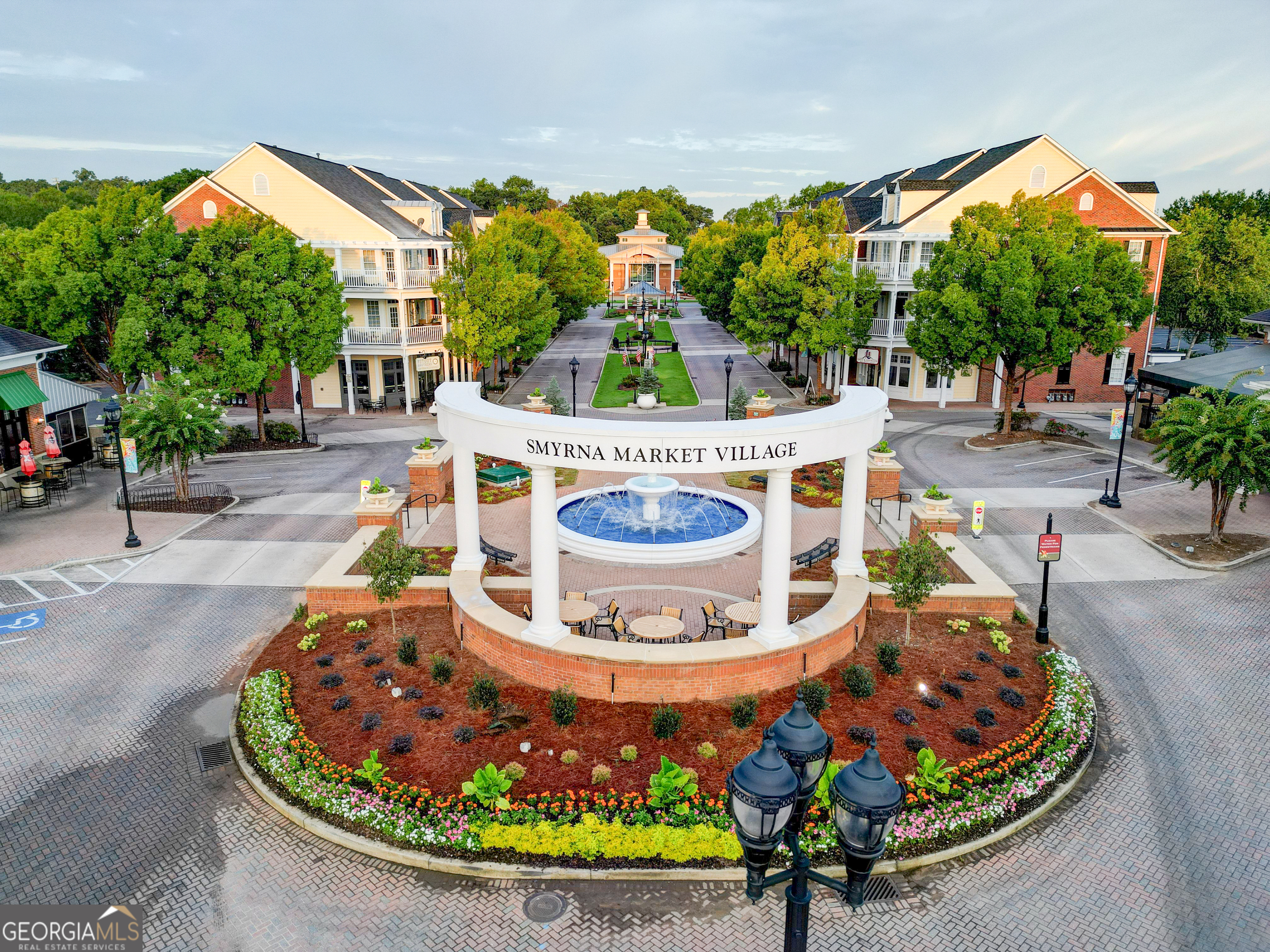 Smyrna, Georgia 30080, United States, 2 Bedrooms Bedrooms, ,1 BathroomBathrooms,Residential,Active,121700