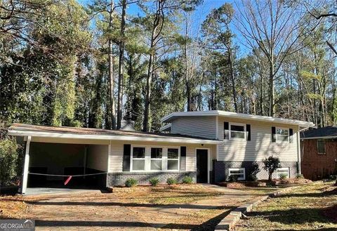 Photo of 1946 Austin Road SW, Atlanta, GA 30331 (MLS # 10787536)