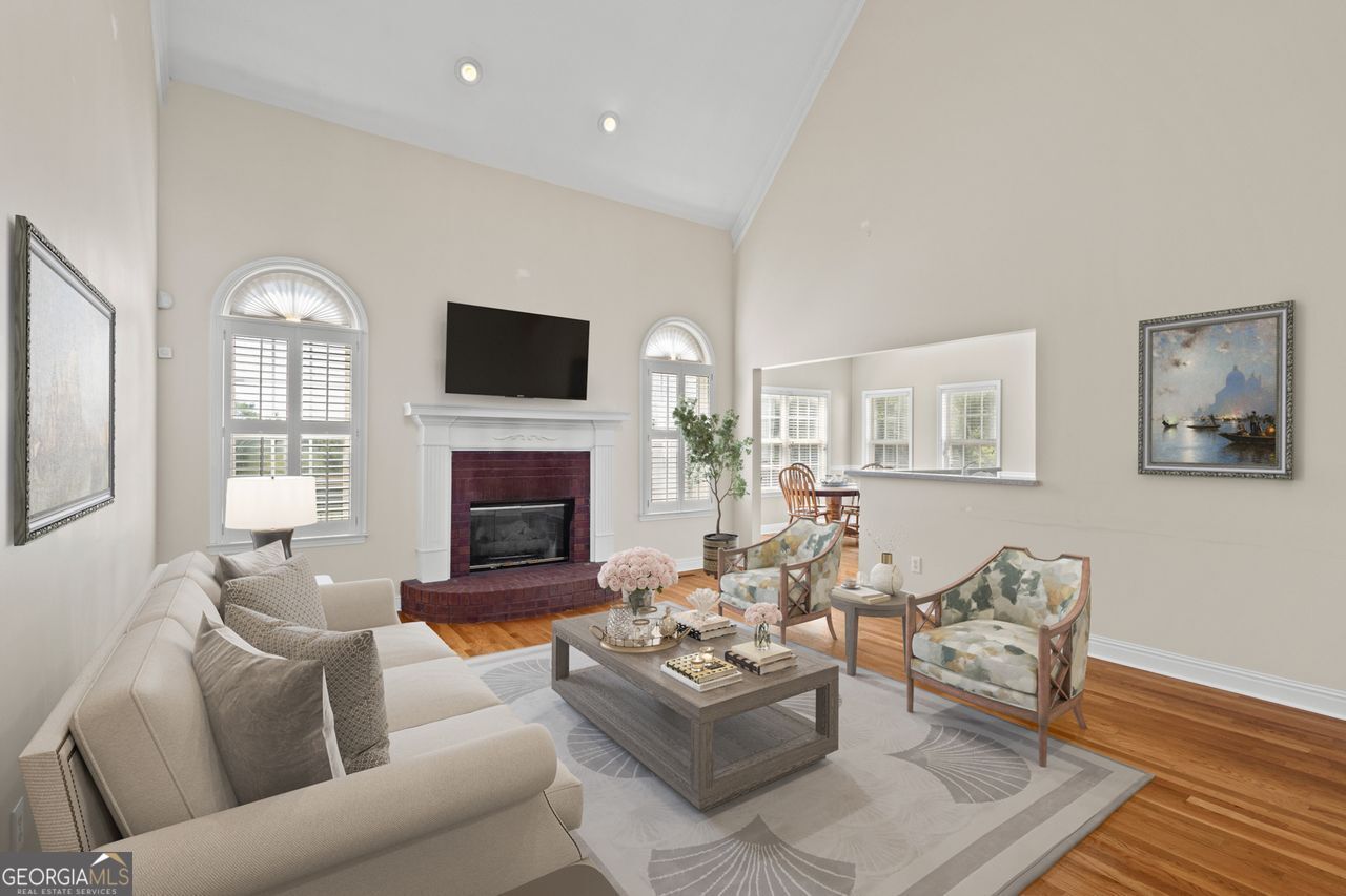 1376 Beringer DR