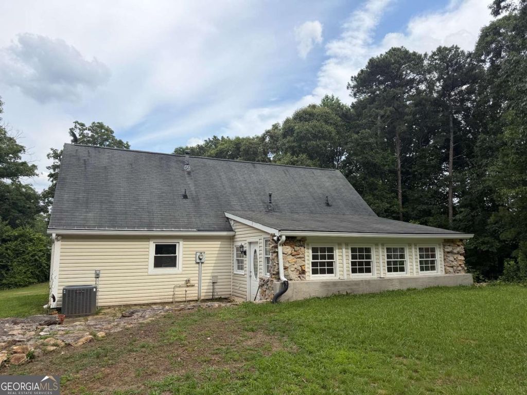 Photo of 1526 Lost Mountain Road, Powder Springs, GA 30127 (MLS # 10792579)