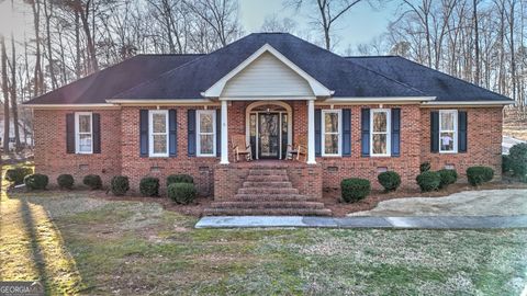 147 Youngs Mill RD Kingston GA 30145