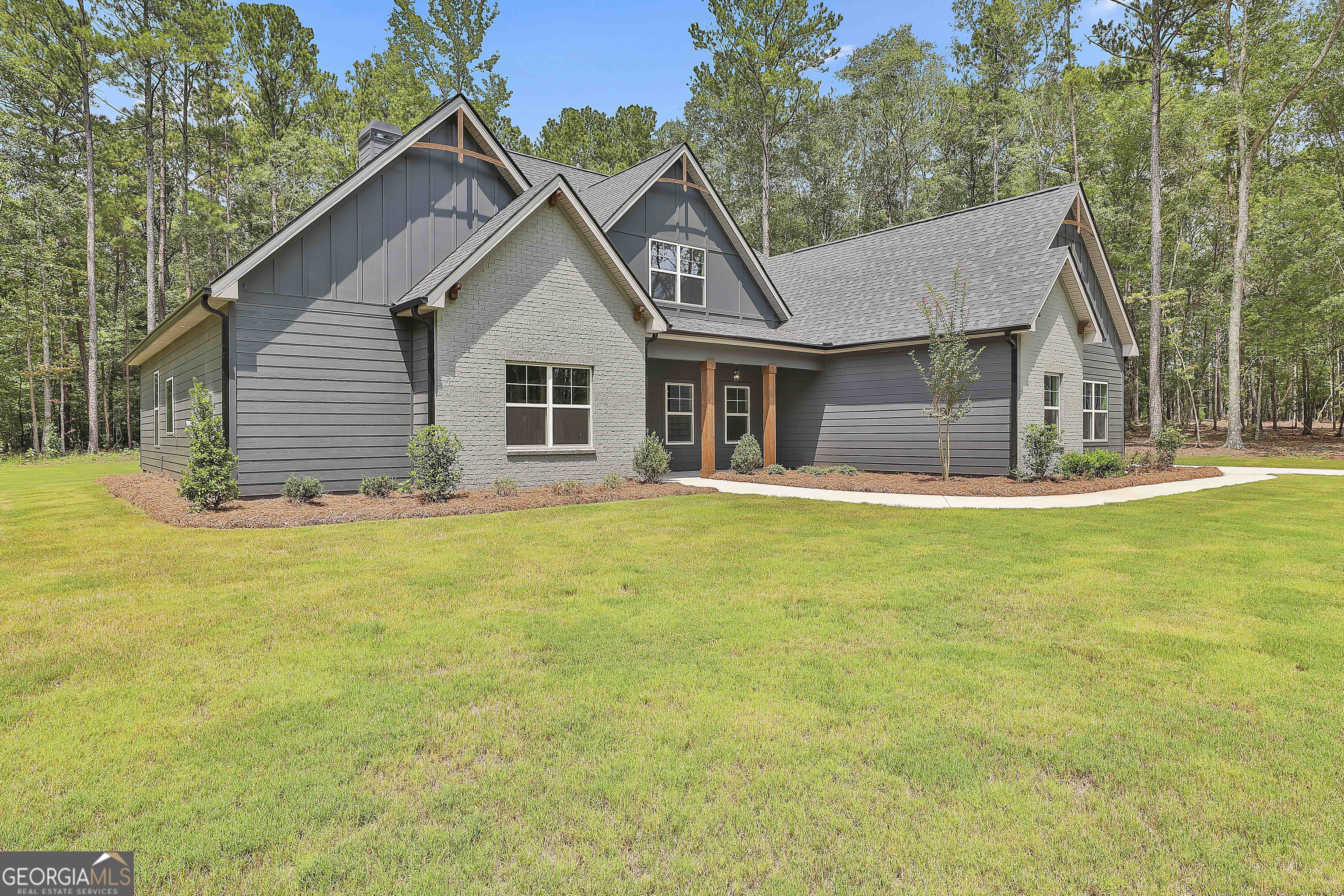 135 Old Mill WAY 4