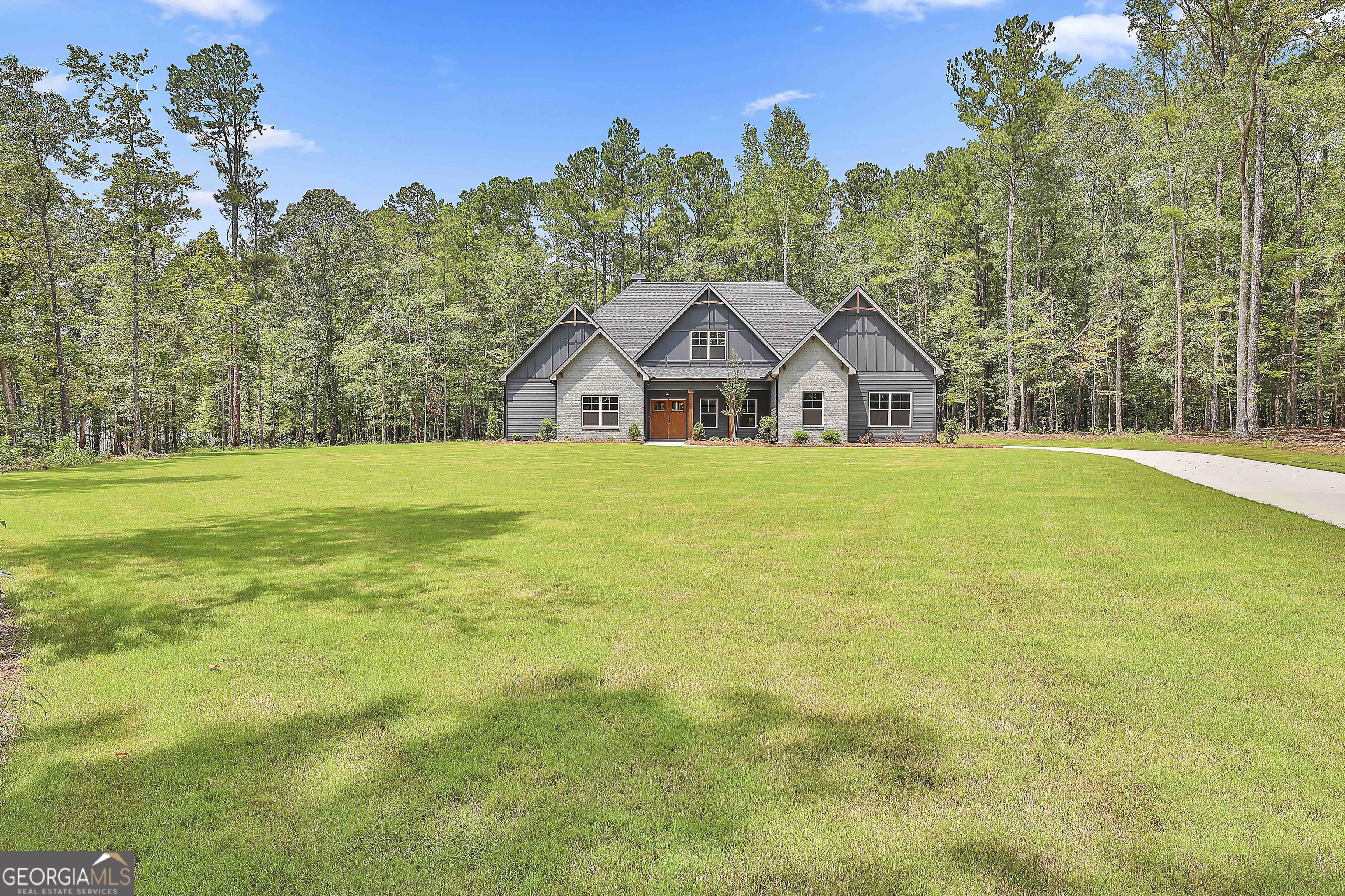 135 Old Mill WAY 4
