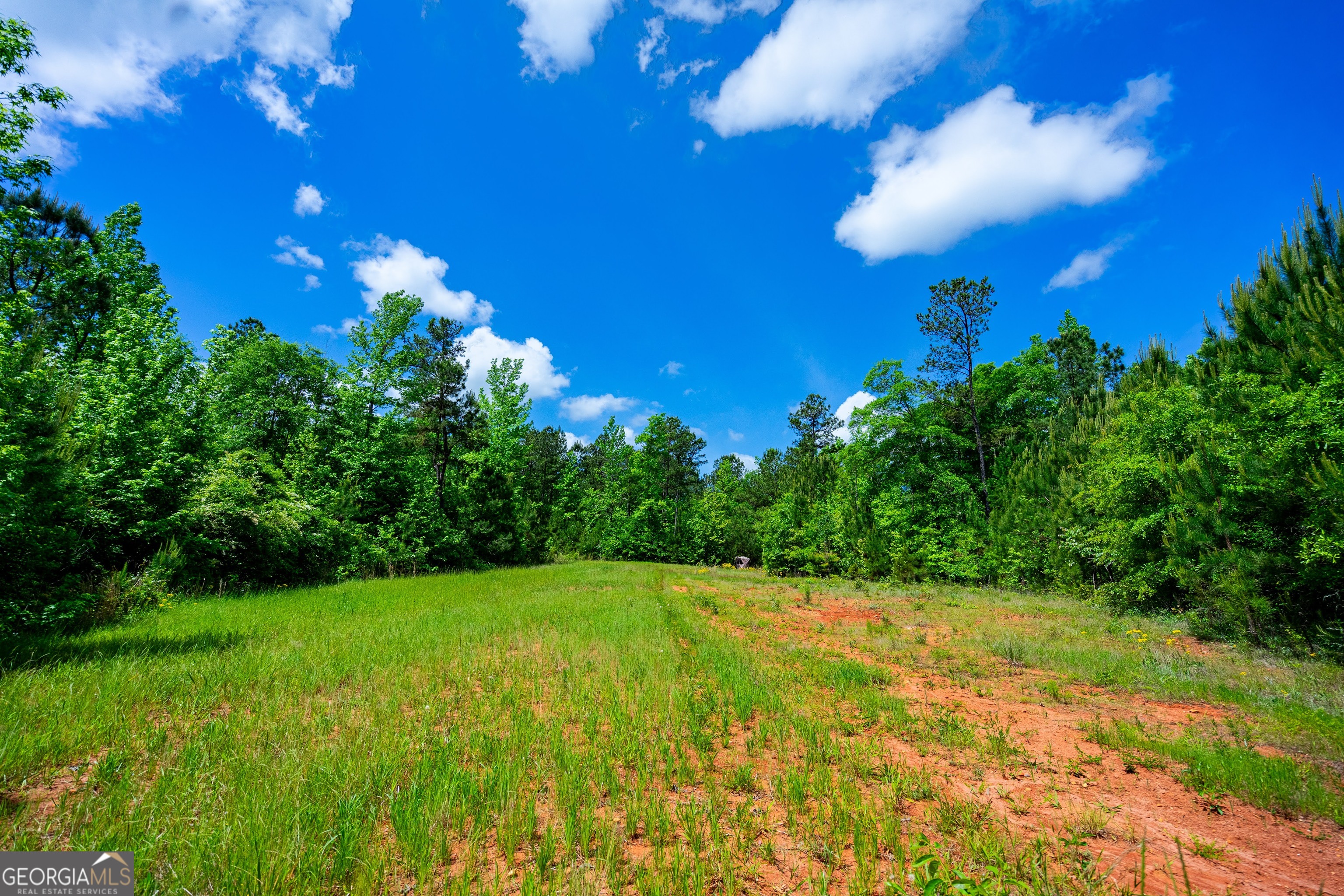 135 AC Hanson DR
