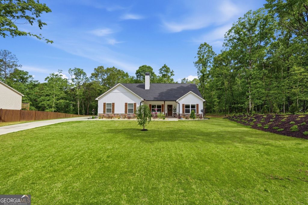 Photo of 188 Jim Thomas Road, Demorest, GA 30535 (MLS # 10756155)