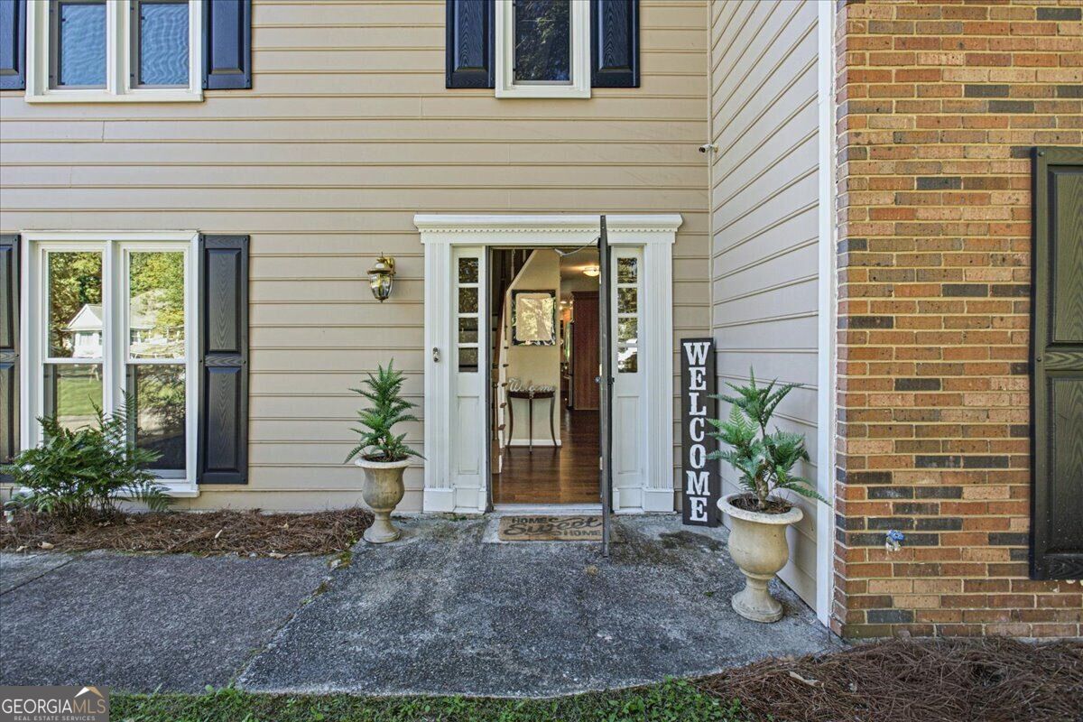 5084 Williamsport DR