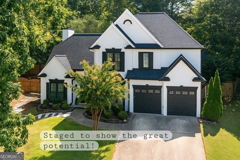 Photo of 680 Evening Pine Lane, Alpharetta, GA 30005 (MLS # 10606681)