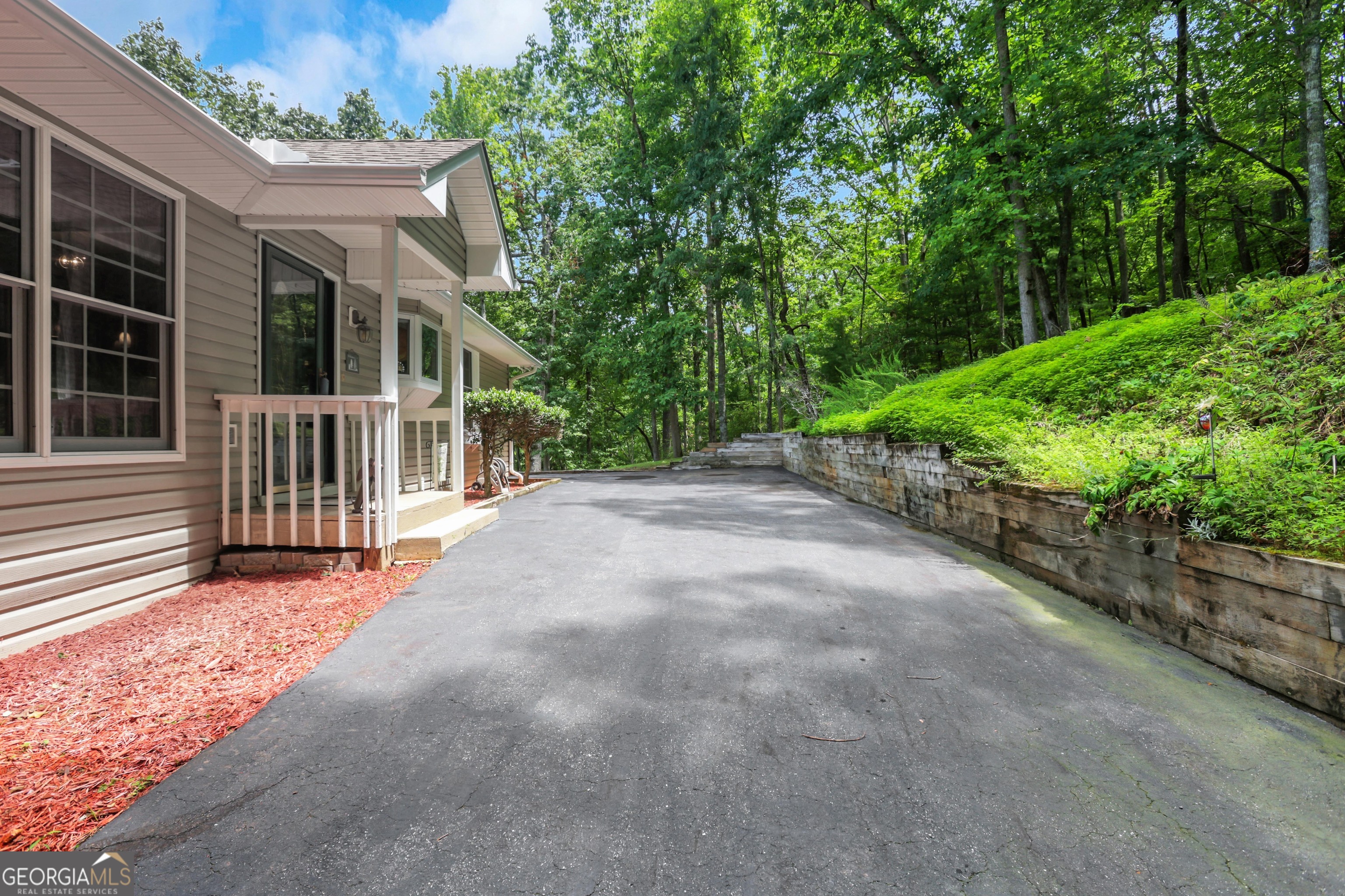 Photo 5 of 72 of 1086 Coon Cove RD house