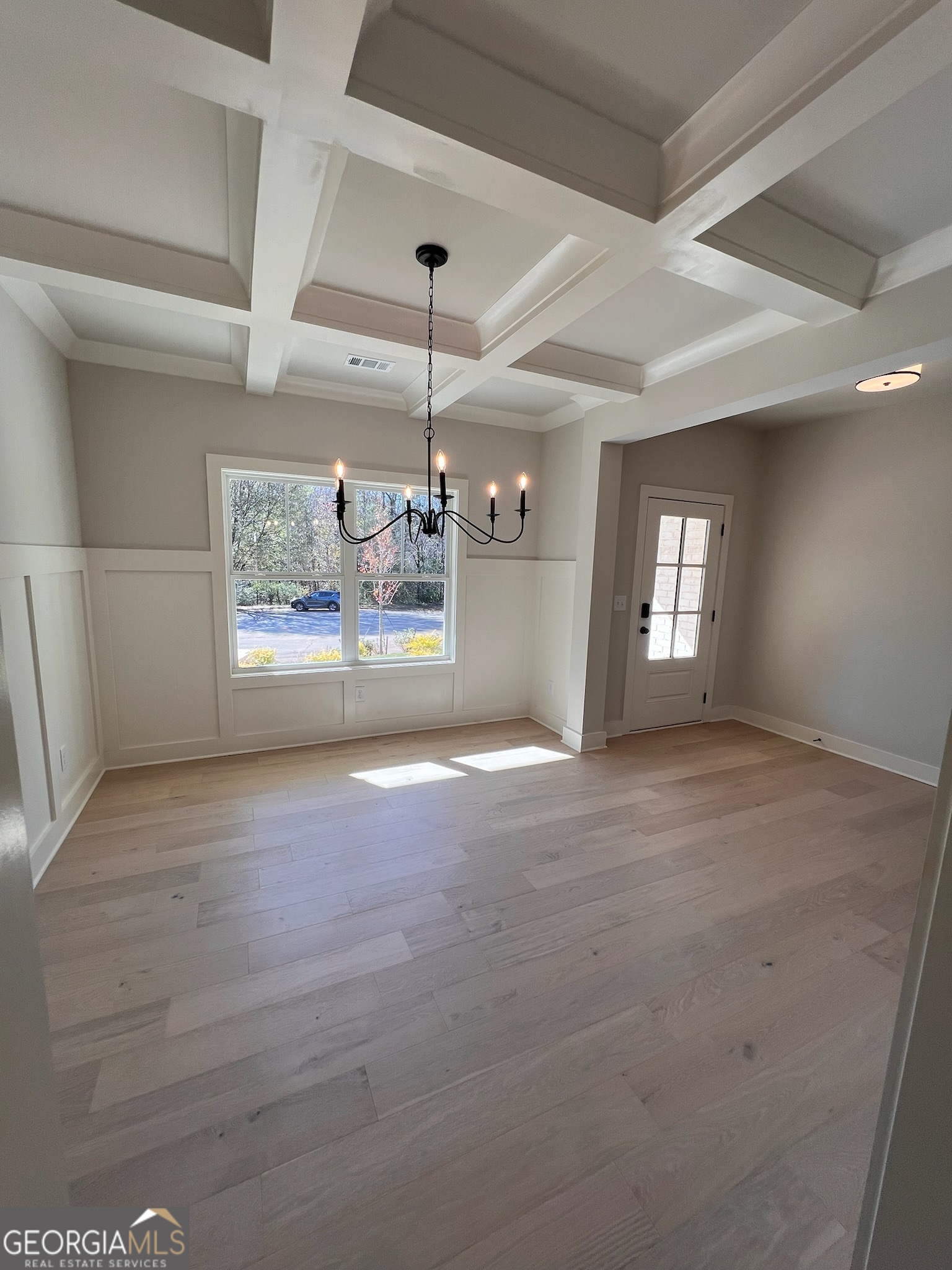 5883 Woodland Park CT