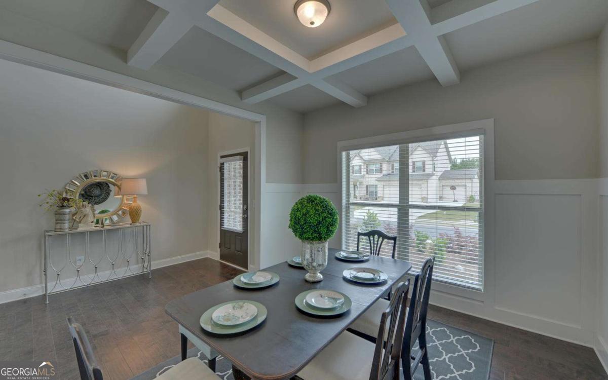 5883 Woodland Park CT
