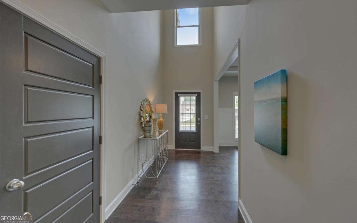 5883 Woodland Park CT