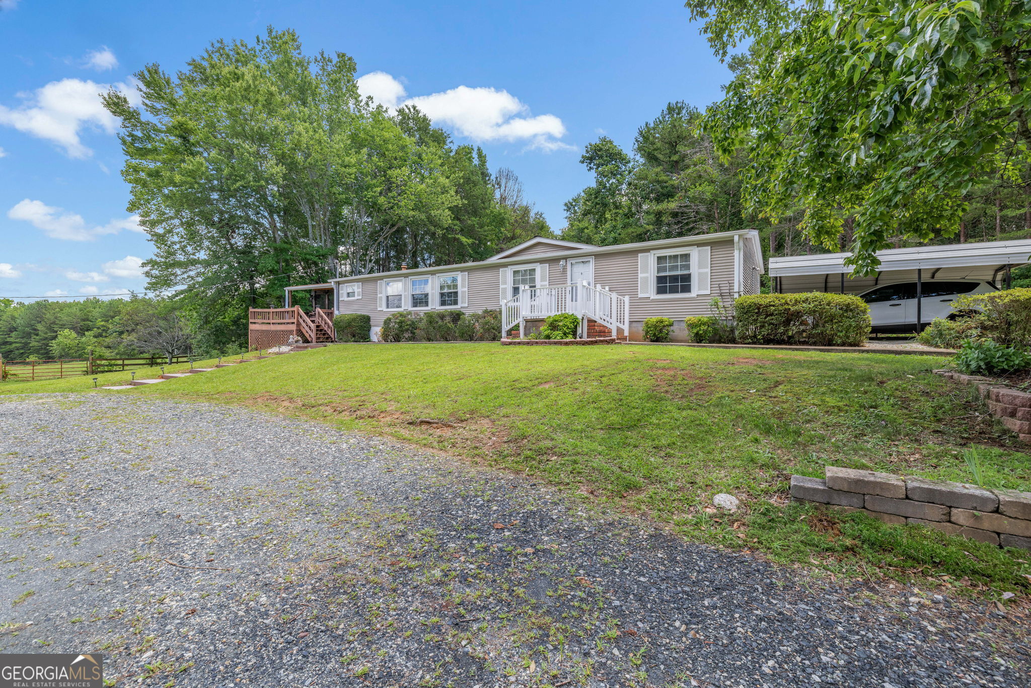 177 E Silver Shoals RD