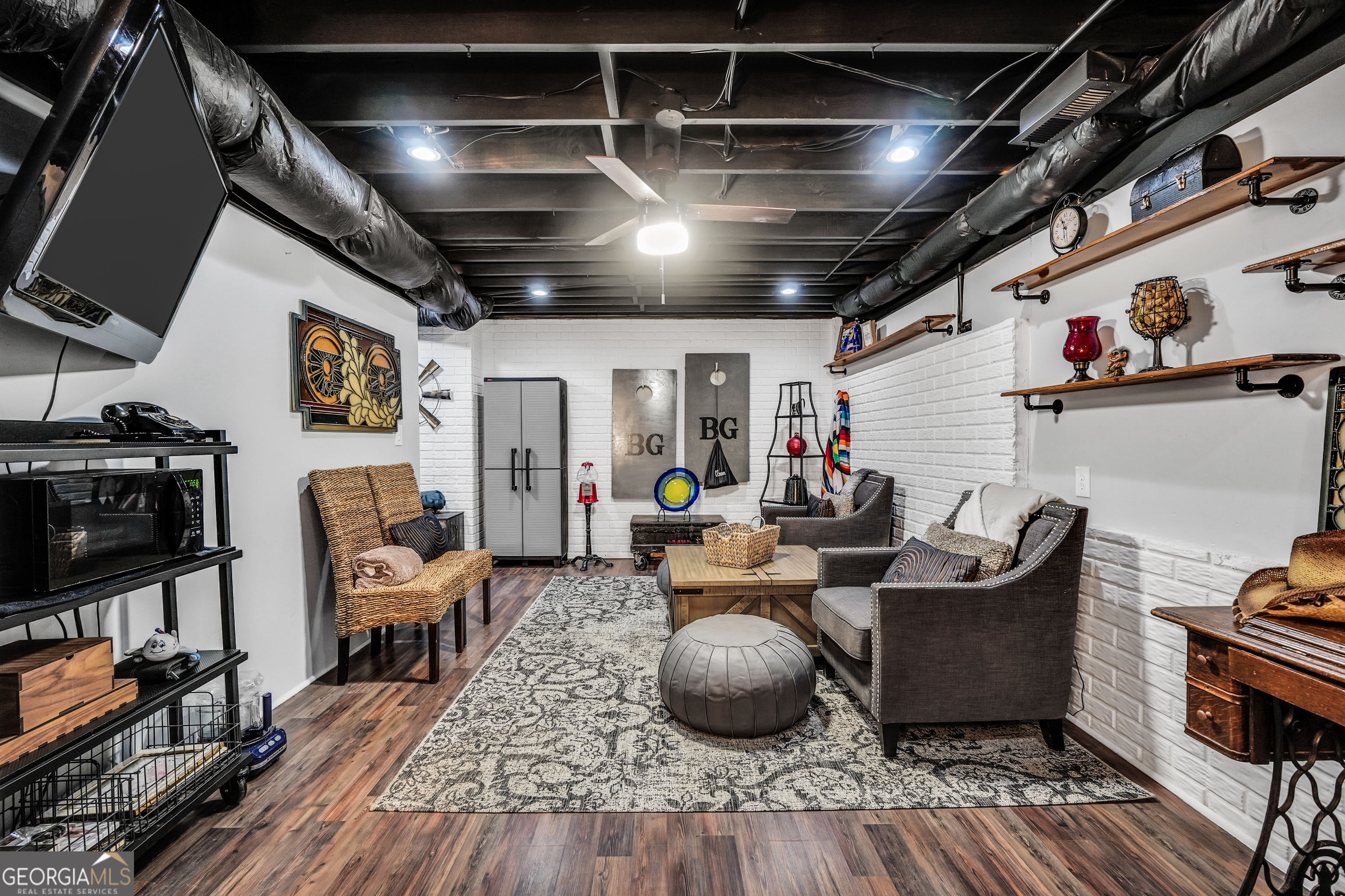 191 Pine Branch DR