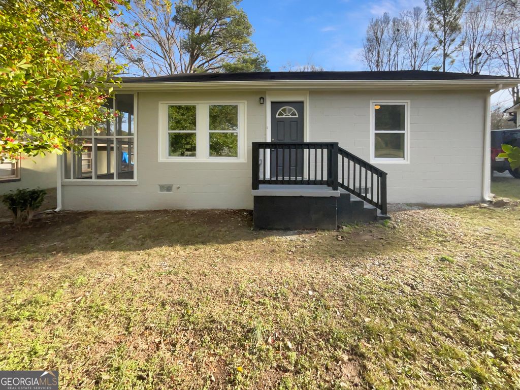 Photo of 28 Elm Street, Hampton, GA 30228 (MLS # 10674182)