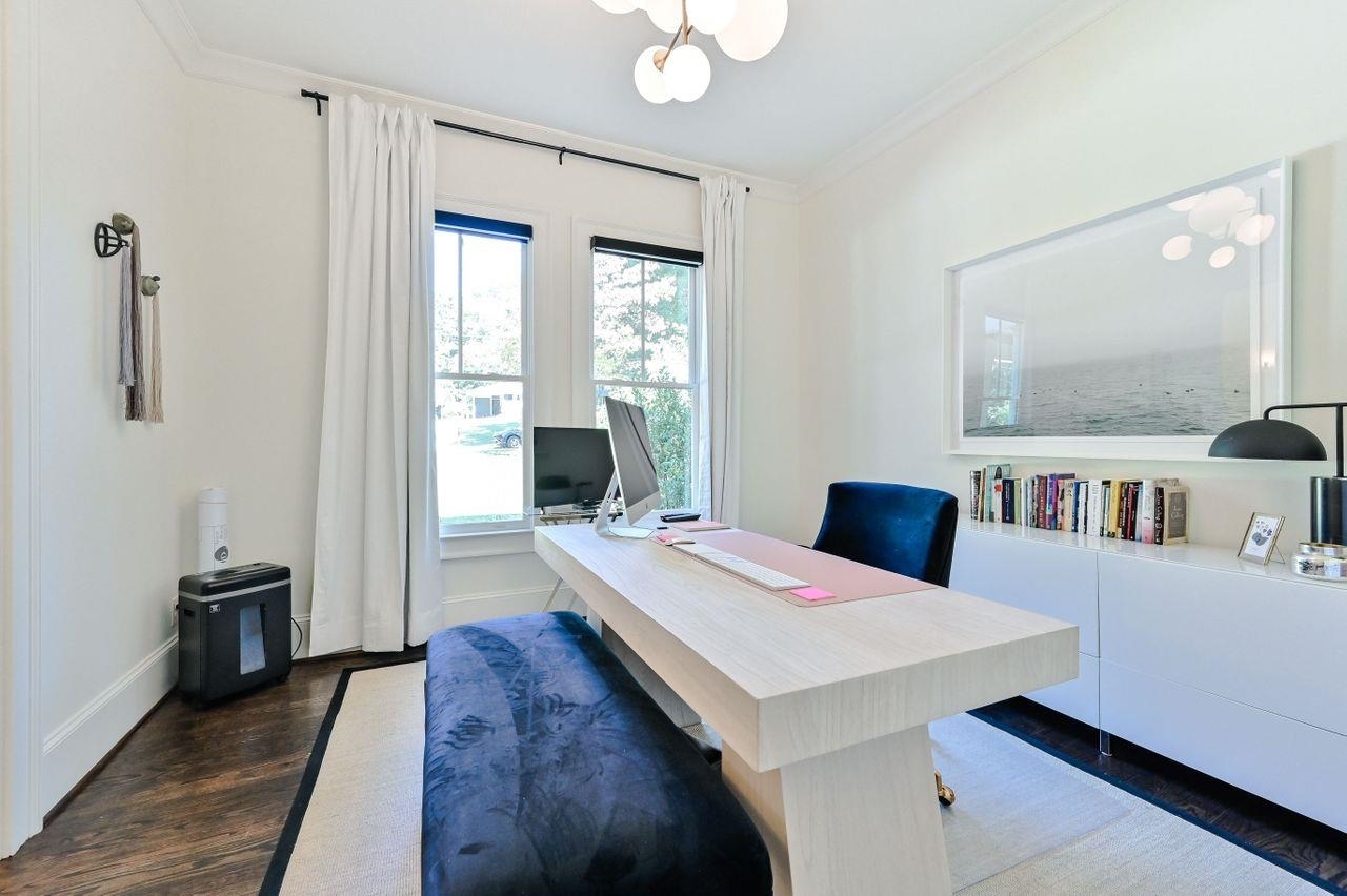 Pine Hills - Buckhead - Residential