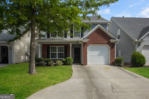 Photo of 9535 Lakeview Road, Union City, GA 30291 (MLS # 10608189)