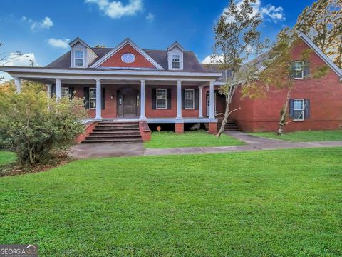 221 Lyman Hall Savannah GA 31410