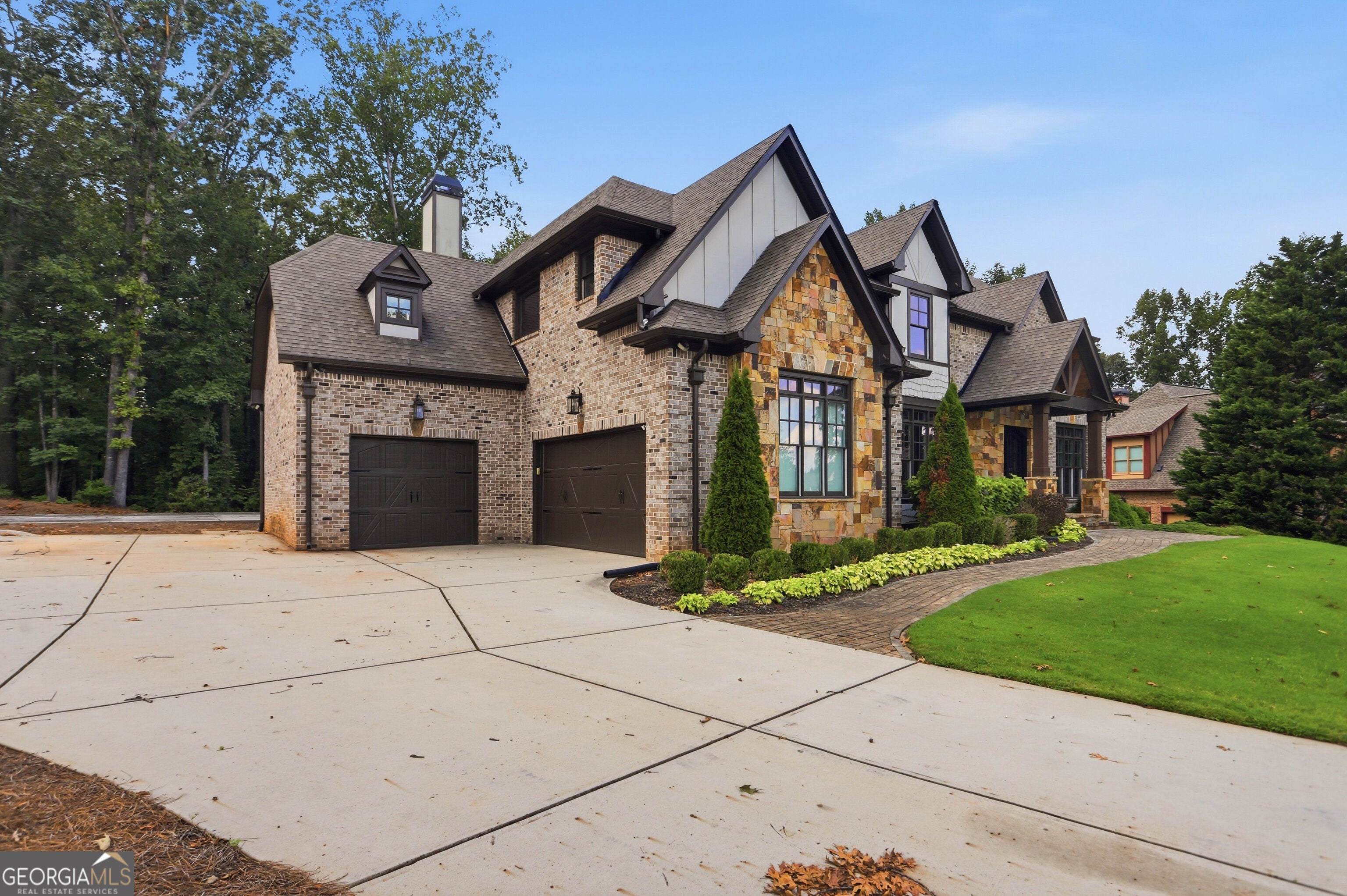 331 Summer Garden DR