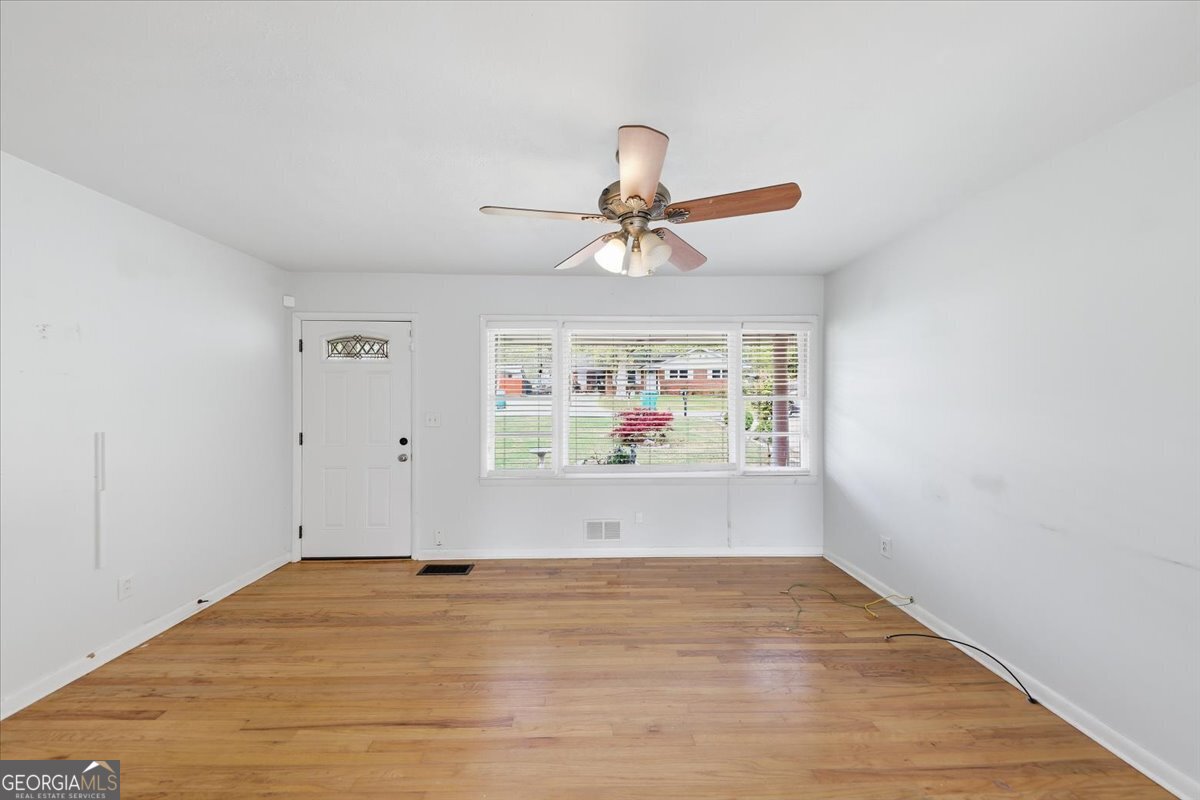 5179 Laurel CIR