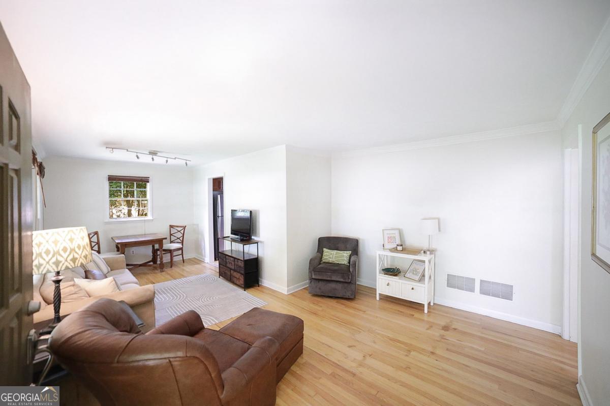 221 College CIR