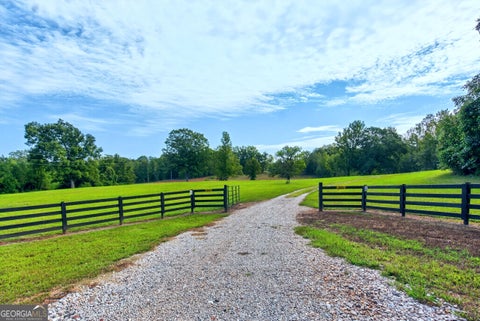 Photo for 690 Coleman Creek CIR