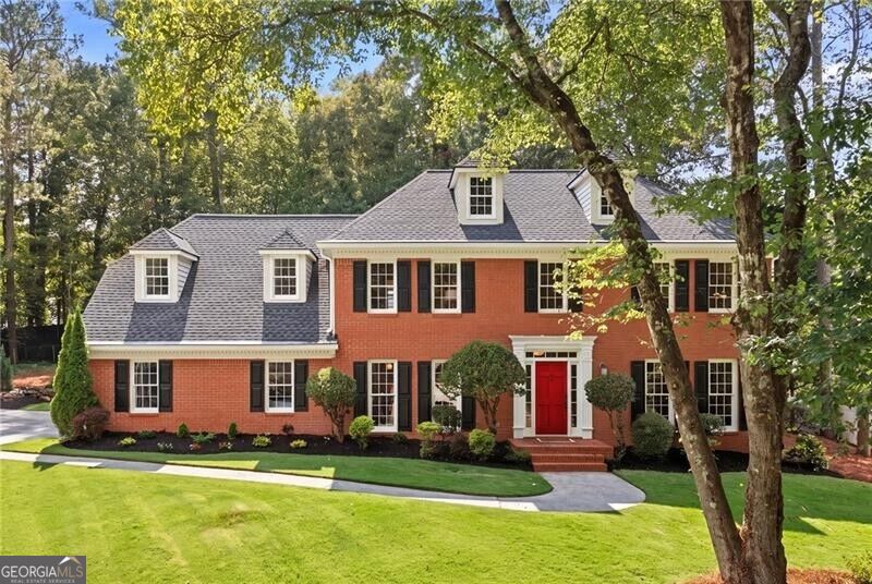 Photo of 2292 Woodsfield Lane NE, Marietta, GA 30062 (MLS # 10848427)