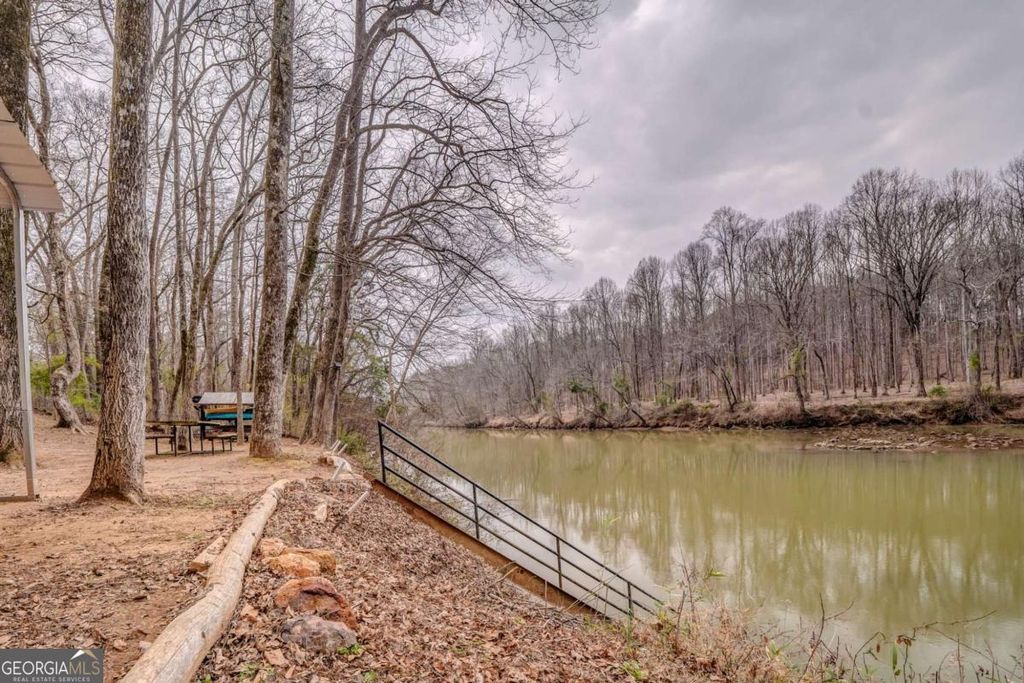 Photo of 42 River Oaks Drive SW, Cartersville, GA 30120 (MLS # 10697381)