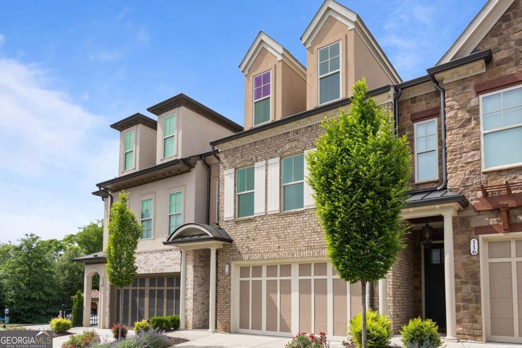 Photo of 118 Via Roma, Woodstock, GA 30188 (MLS # 10756113)