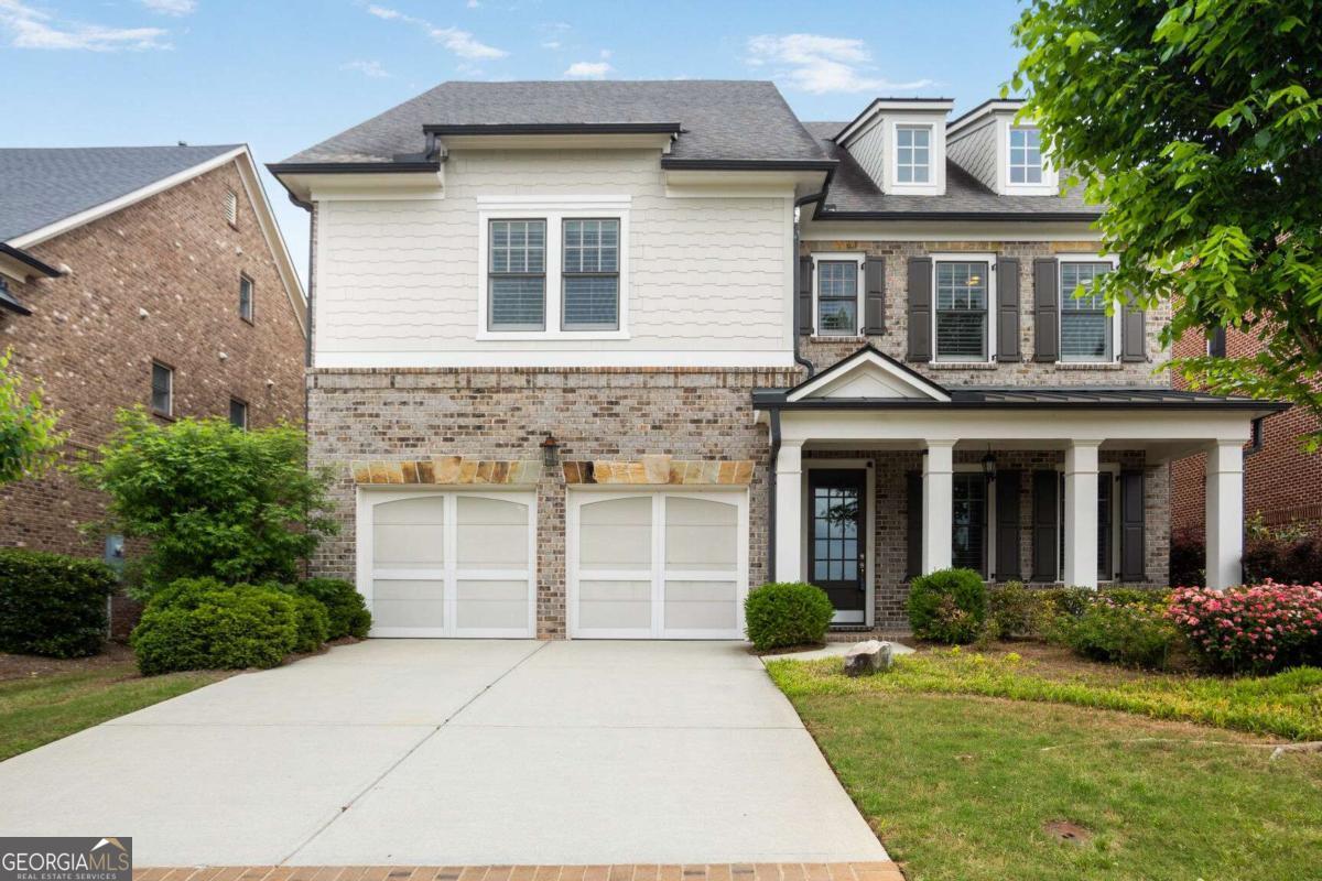 Cobblestone Manor - Residential