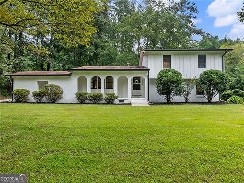 1500 LUCELLE AVE Stone Mountain GA 30087